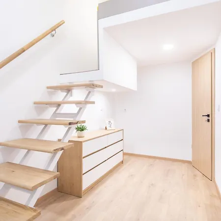 Cityscape Budget Joseph Apartamento